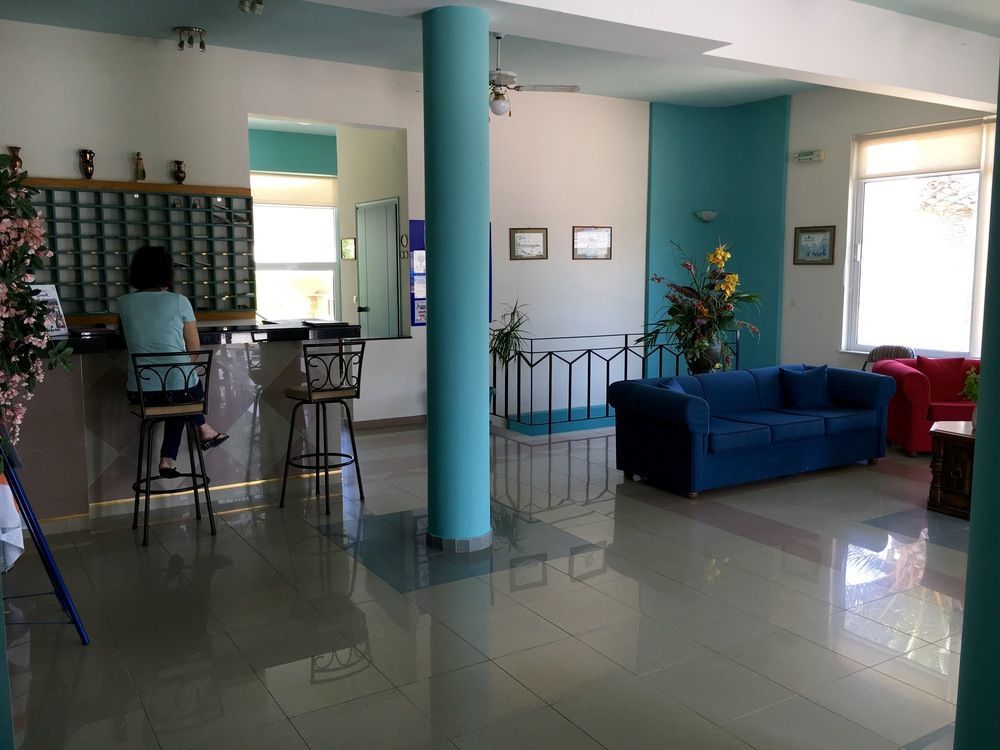 Seafront Beach Hotel Apartments Rethymno Exterior foto