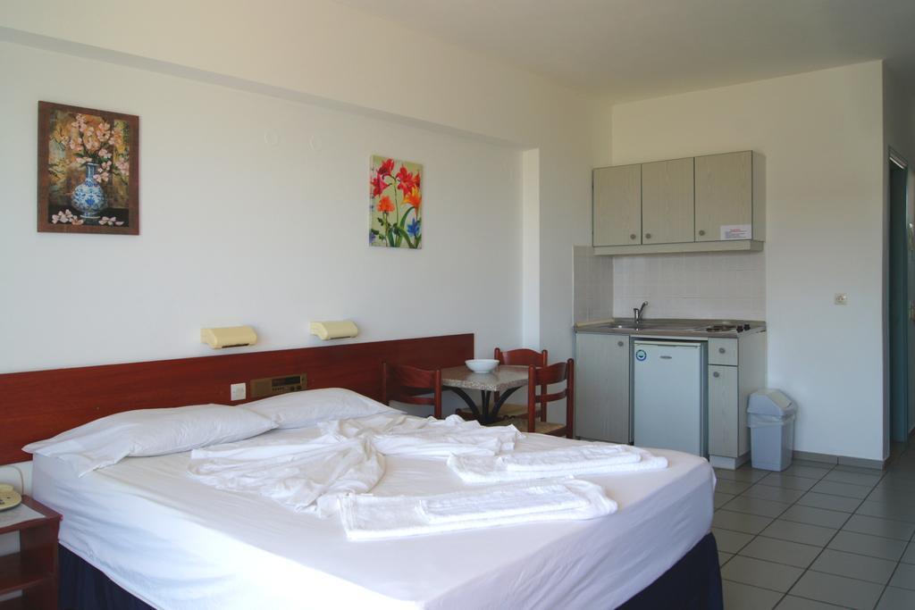 Seafront Beach Hotel Apartments Rethymno Exterior foto